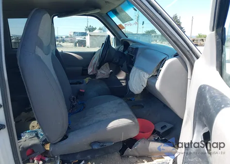 1998 Ford Ranger Xl/Xlt z USA, uszkodzony, nr VIN 1FTYR14C4WPA17788